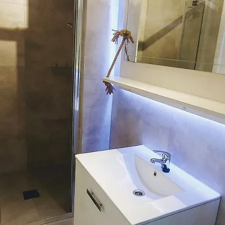 Letnisko Bajka 山林小屋 Iława