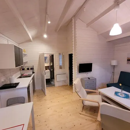 Letnisko Bajka Lodge *