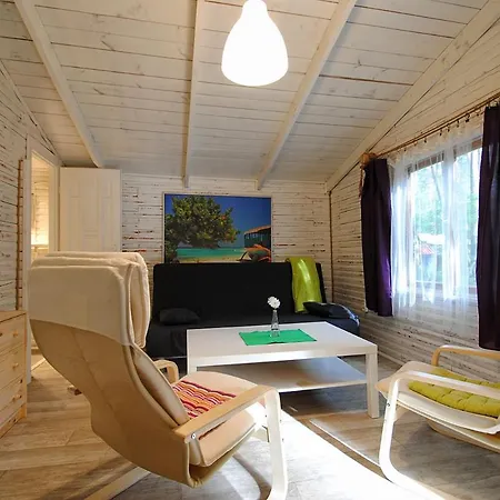 بيت خشبي Letnisko Bajka